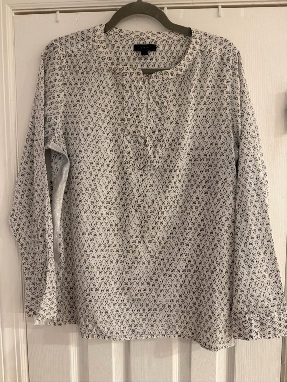J.Crew Size 10 Floral Pullover Blouse Metallic Silver Trim Cotton Long Sleeve